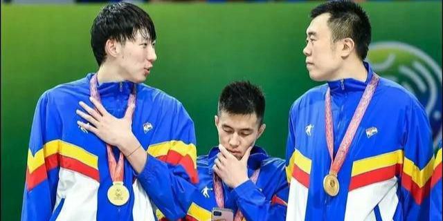 少妇在美国被黑人调教成奴